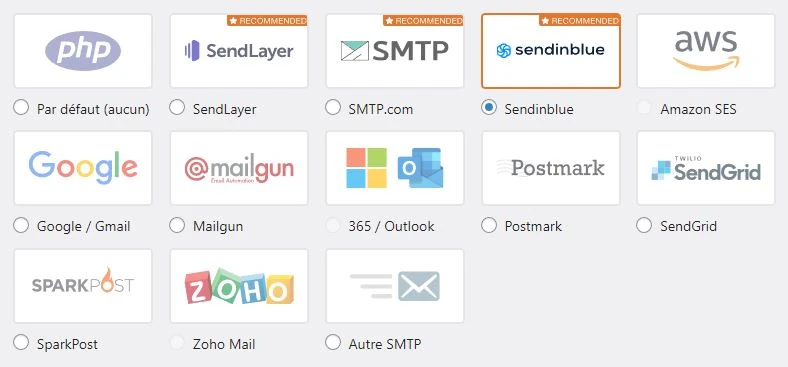 Service d'envoi de messages pour connecter un formulaire de contact à une adresse email