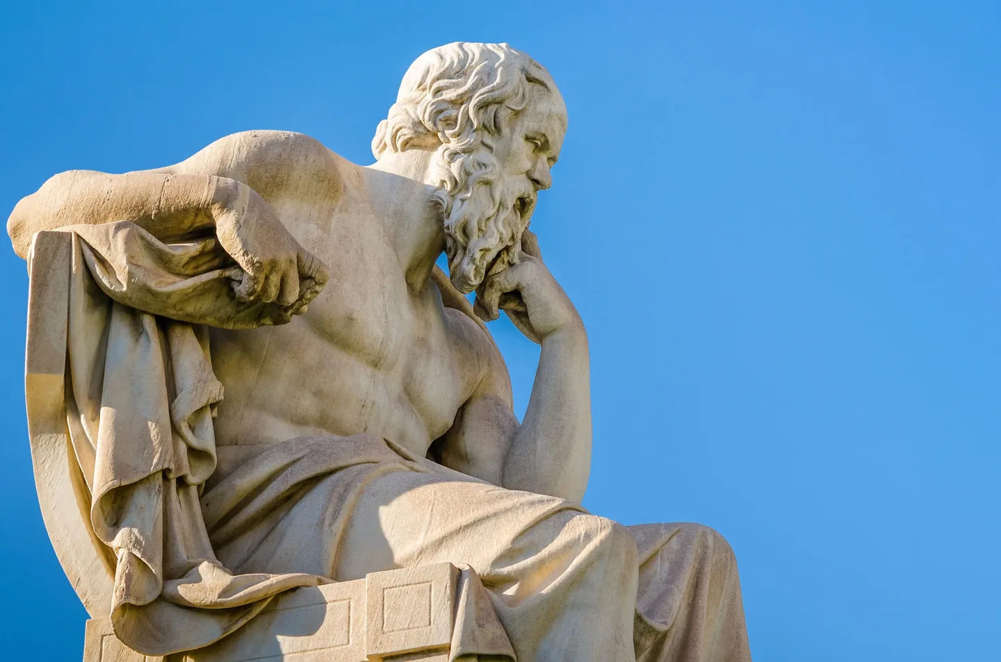 Se protéger de l’infobésité avec les 3 passoires de Socrate